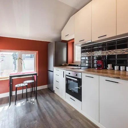 Artistic Penthouse In Center Sevastopol Апартаменты