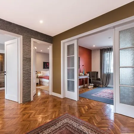 Artistic Penthouse In Center Sevastopol * Варна